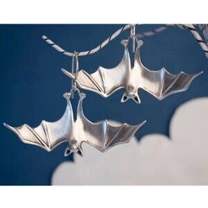 Vintage-Silver EP Bat Dangle Earrings Gothic Halloween, All Hallows Eve, Samhain